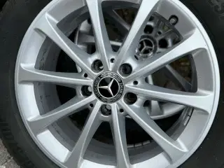 Orginale Mercedes 17" Fælge med sommerdæk