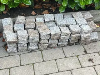 Chausse sten halve - ca 115  stk 