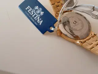Smukt Festina F20513/1 armbånds ur