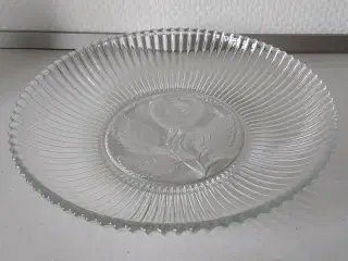 Glasfad gammelt med blomstermotiv i bunden