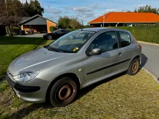 Peugeot 206 1,4 Benzin 3 Dørs årg 2006