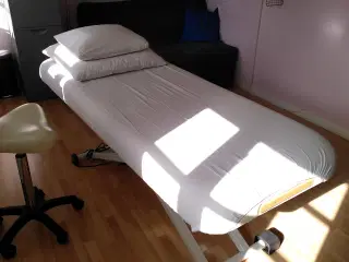 Elektrisk massagebriks