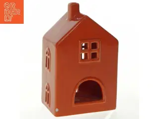 Keramikhus til fyrfadslys (str. 17x10,5x7 cm)
