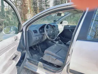BILLIG VW GOLF