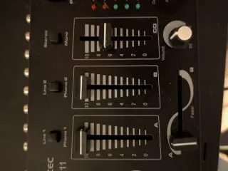 Skytec tmx-2211 mixer