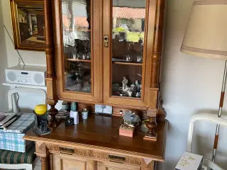 Antik vitrine/bogskab