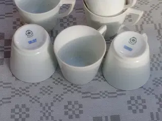 kongelige helt hvide porcelænskopper 6 stk. nye.