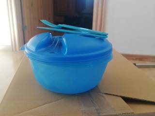 Tupperware 