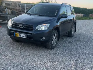 Toyota rav 4 