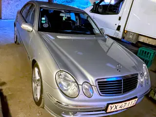 Mercedes E320 3,2 CDI Avantgarde Sedan 2004