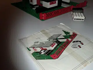 diverse lego modeller