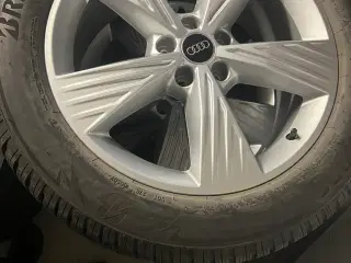 19" Org. Audi Q4 Vinterhjul