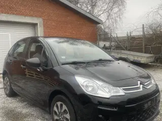 Super god Øko.bil /23 km på ltr.460,kri vægtafgift