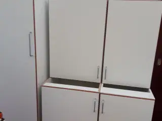 HTH elementer sælges