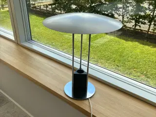 Fin arkitekt tegnet lampe