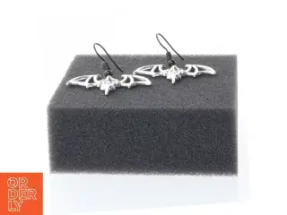 Flagermus-ørehængere (str. 3,5 x 2,5 cm)