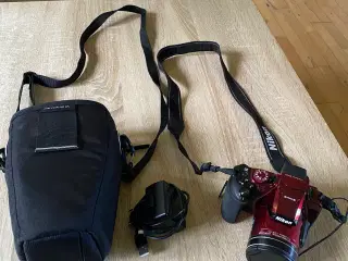 Nikon Coolpix B700 kamera