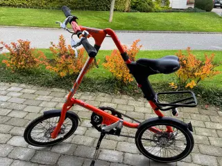 Strida foldecykel