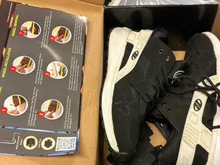 Hvid og sorte Heelys 