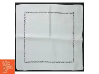 Broderede servietter (str. 37 x 37 cm)