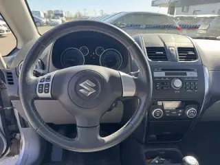 Suzuki SX4 1,6 16V S Plus 120HK 5d