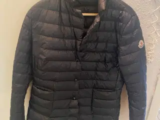 Moncler tynd dun jakke