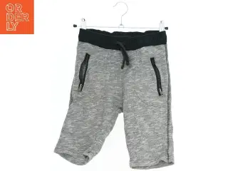 Børne shorts med lynlås lommer fra H&M (str. 122)