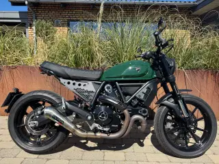 Ducati Scrambler Icon Dark