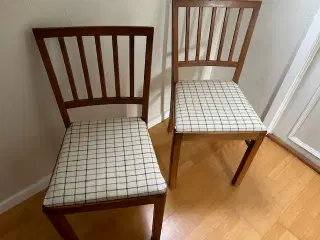 2 spisebord stole