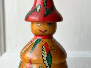Håndmalet træfigur m ansigt