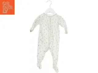 Baby heldragt med blomsterprint fra Next Baby (str. 74)