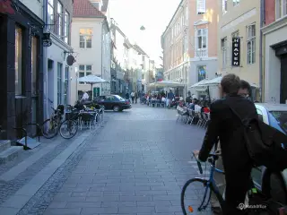 Til leje 63m2 charmerende nyistandsat butik i Kompagnistræde ved Strøget