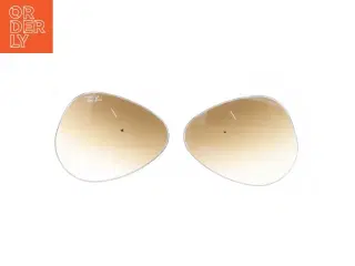 Solbrilleglas fra Ray Ban (str. 5,8 x 4,5 cm)