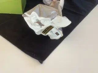 B & G pige med guitar 
