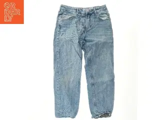 Lyseblå jeans fra H&M (str. 152)