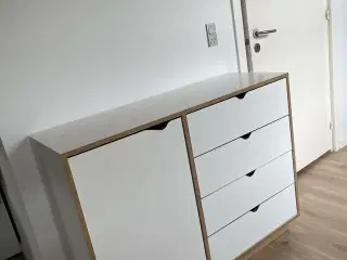 Kommode fra Jysk