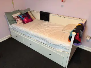 HEMNES Ikea seng
