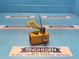 Case 9120 Hydraulikventil 87624695