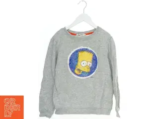 Grå sweatshirt med Bart Simpson motiv fra H&M (str. 140)