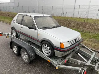 Peugeot 205 1,6 GTI