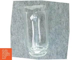 Vase (str. 24 x 16 cm)