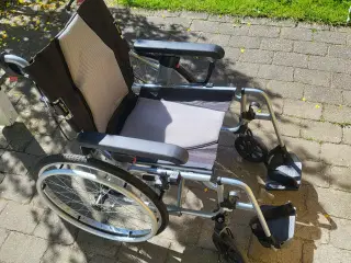 "ACTIVE ICON35" - ULTRA let rejse kørestol
