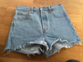 Levis shorts. 501.