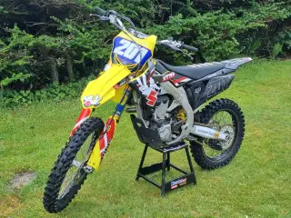 RMZ 450 2024