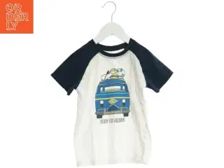 T-Shirt (str. 116 cm)