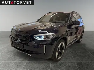 BMW iX3  Charged Plus