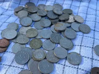 Møntsamling sælges