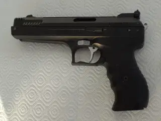 Luftpistol Beeman P17, ( HW 40 Weirauch. )