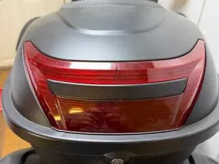 Boks til scooter 28 L