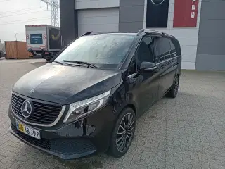 Mercedes EQV300  Avantgarde XL Van